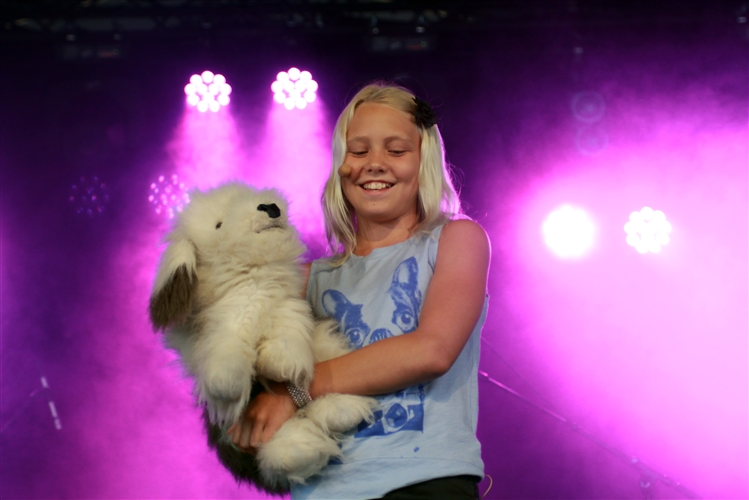 SommarRock Svedala - Lördag - 2014 - Vici och Doggy